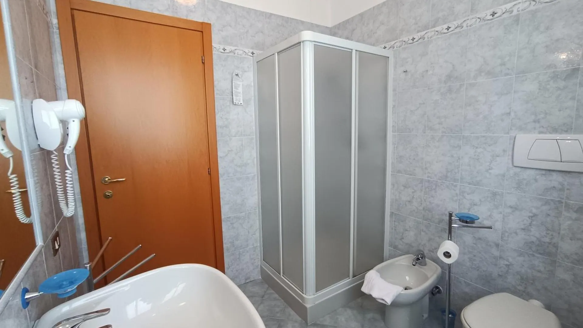 Hotel Bb Villa Orchidea Stresa Italien