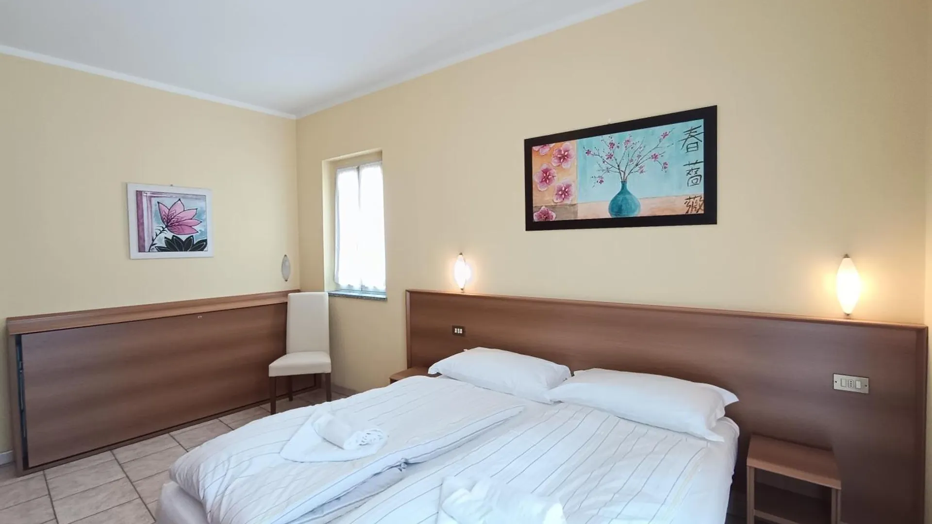 Hotel Bb Villa Orchidea Stresa 2*,